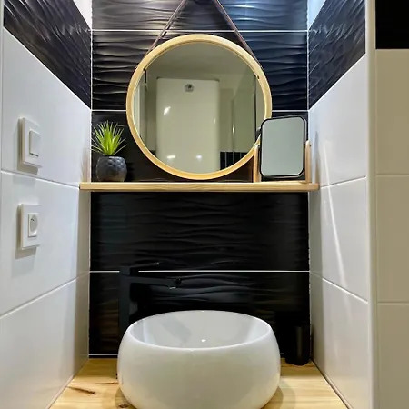 T2 Climatise A 100m De La 公寓 *